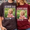 474d17d5-8d6f-4919-9b83-b15124d842cc Personalized Senior Mom & Dad 2026 Shirt – Custom Photo Graduation Tee