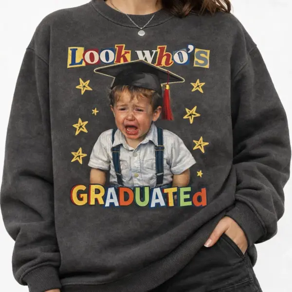 ee7f2ad9-d0f4-4af6-8493-d6463c07f401 Graduation Photo Shirt – Personalized Mom & Dad Graduation Tee